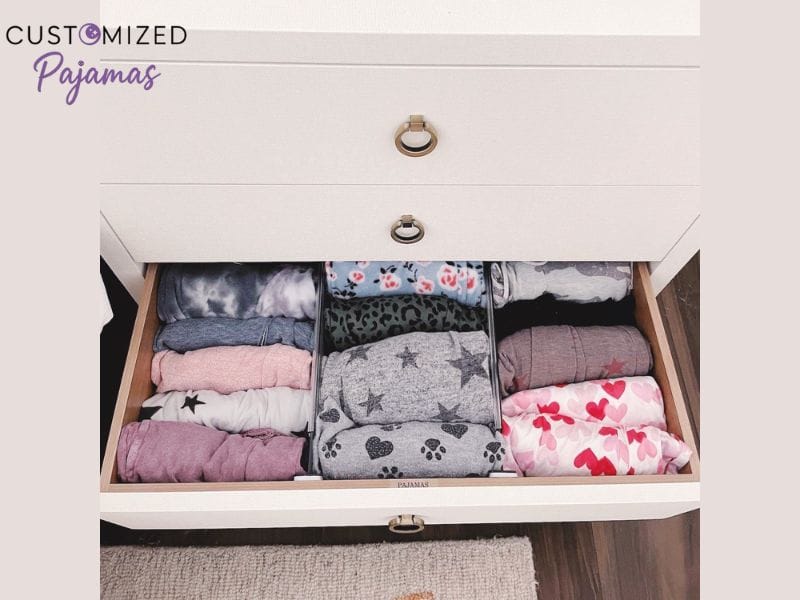 how to fold pajama sets 